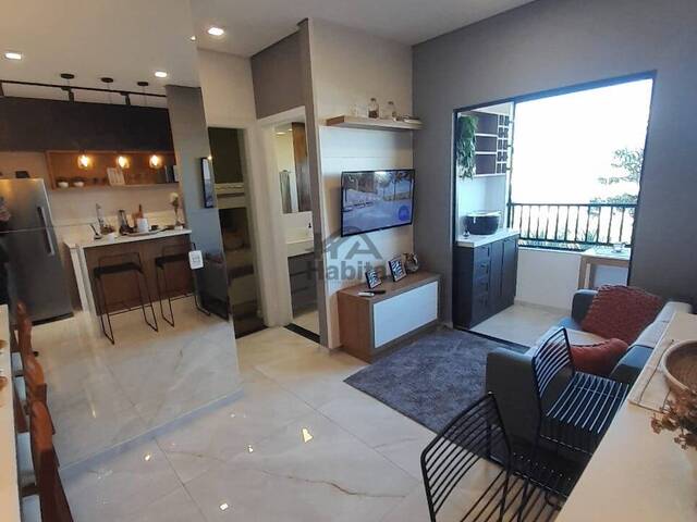 #008 - Apartamento para Venda em Poá - SP
