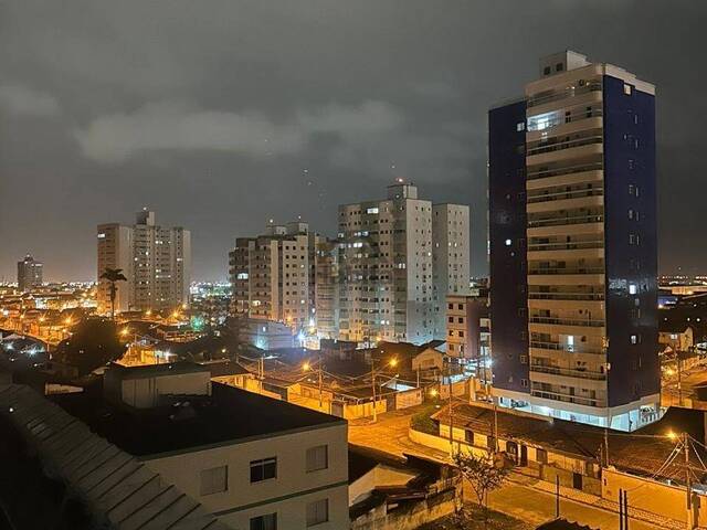 #010 - Apartamento para Locação em Praia Grande - SP
